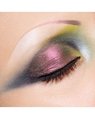 Shade Shifting Chrome Eye Shadow