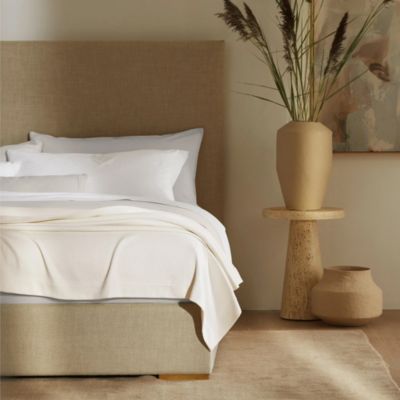 Essential Bed Blanket