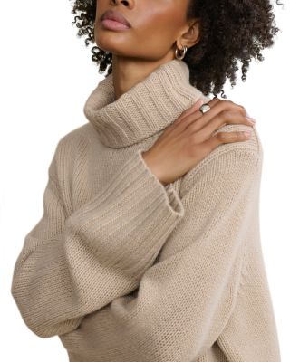 Cashmere Jet Turtleneck
