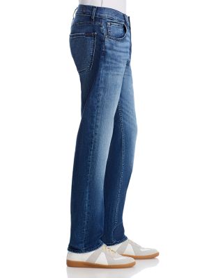 The Straight Jeans in Landing