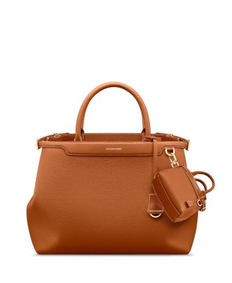 The SABR&Eacute;MOJI™ Petite Palais Charm