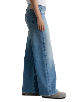 Saige High Rise Wide Leg Jeans in Western Front