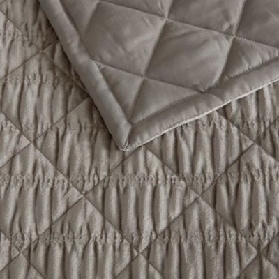 Solid Crushed Velvet 3 Piece Quilt Set, Full/Queen