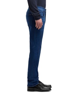 Slimmy Tapered Fit Jeans in Medina
