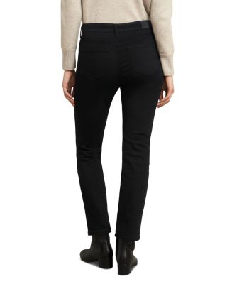 Macy Slim Jeans in Black