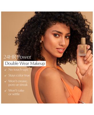 Double Wear Stay-in-Place Liquid Foundation