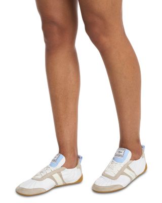 Women's Kick Sneakers