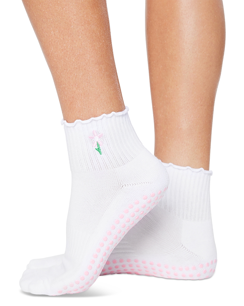 Souls. Ruffle Flower Grip Socks