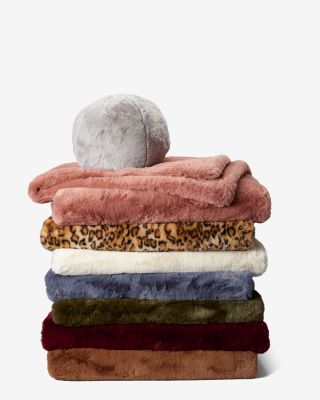 Big Rabbit Double Sided Faux Fur Throw Blanket - Exclusive