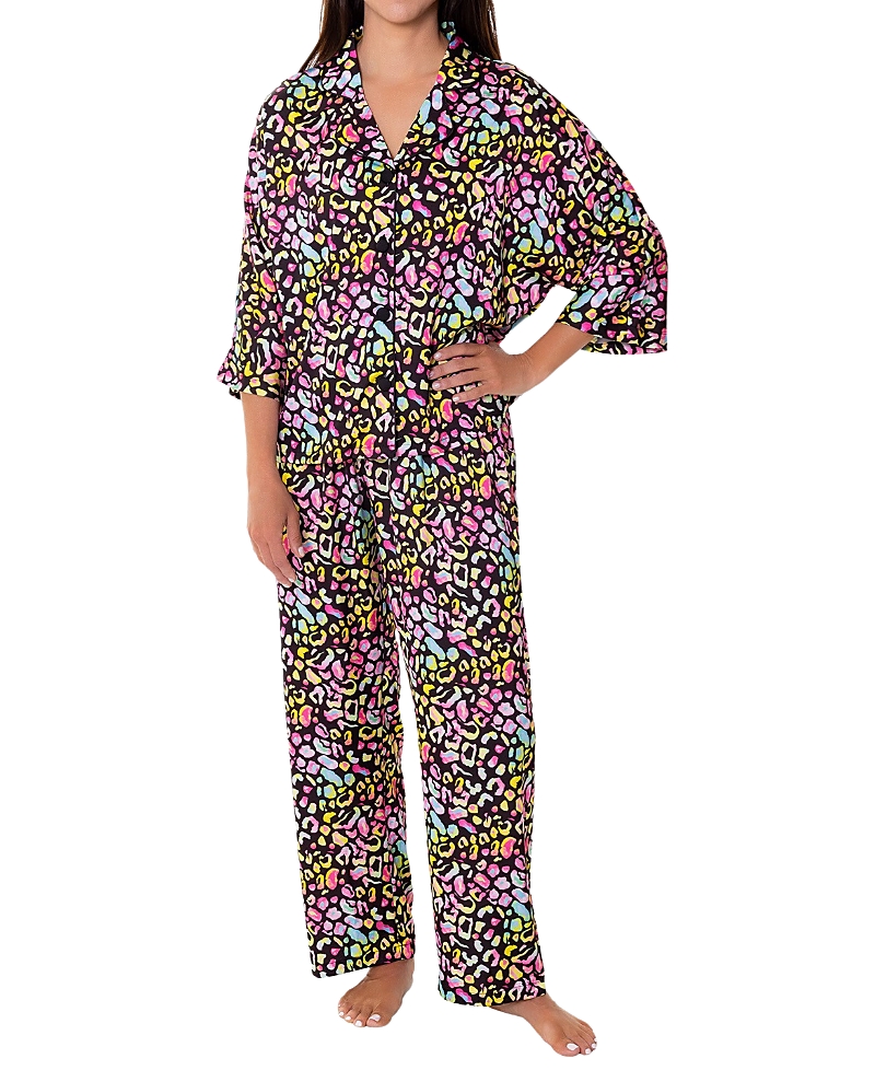 Sunshine Society Bright Animal Silky 3/4 Sleeve Pants Set In Multi