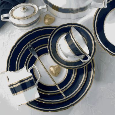 Ashbourne Dinnerware Collection
