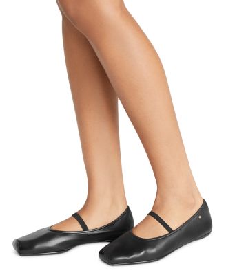 Women's Runway Ballet Flats