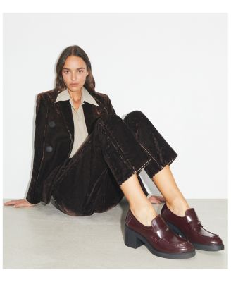 Women's Classic Heeled Leather Lug Loafers