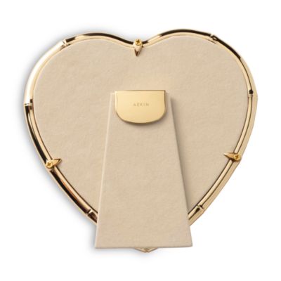 Ava Bamboo Texture Heart Frame