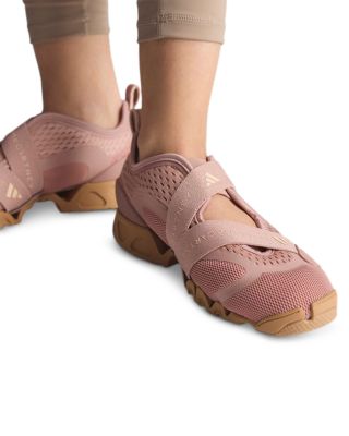 Women's Sportswear X Sneakers