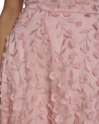 Floral Appliqu&eacute;d V Neck Gown