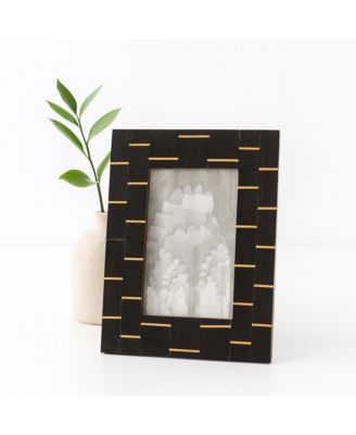 Andhera Dash Picture Frame