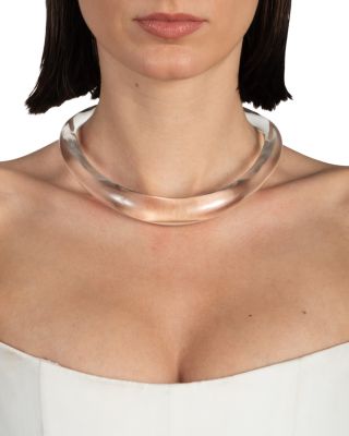 Liquid Lucite Collar