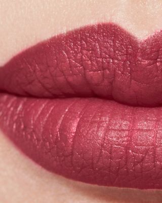 ROUGE ALLURE VELVET Luminous Matte Lip Colour