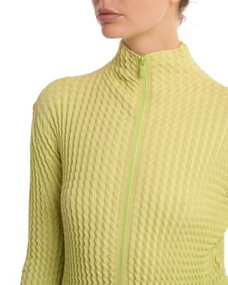 Spongy Zippered Top
