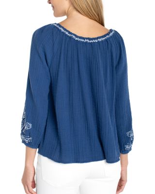 3/4 Sleeve Embroidered Top