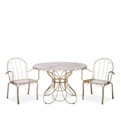 The Al Fresco Dining Table