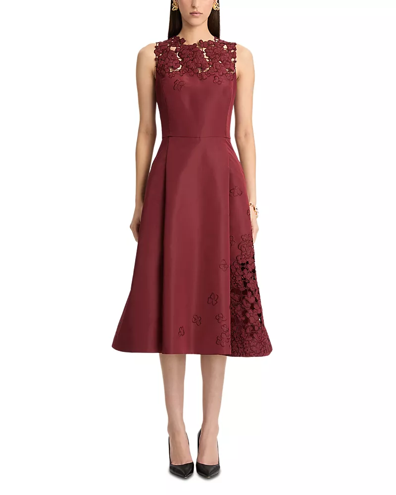 Oscar de la Renta Sleeveless Embroidered Cutout Cocktail Dress