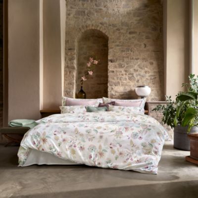 Ima Blanc Bedding Collection