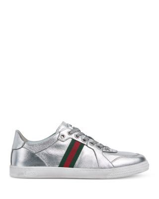 Women's Stretch Low Top Sneakers