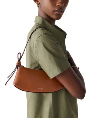 Loop Leather Pochette