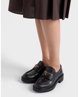  Women's Chocolate Antiqued Leather Loafers