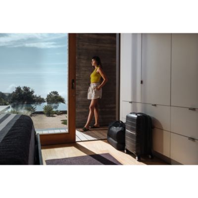 Freeform Hardside 21" Spinner