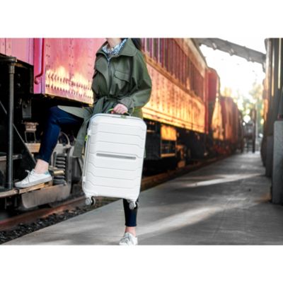 Freeform Hardside 24" Spinner