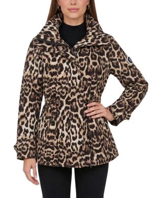  Lightweight Jacket with Concealed Hood