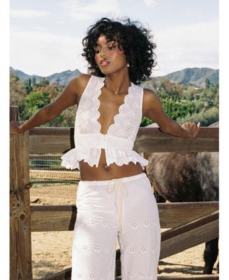  Raia Eyelet Wave Trim Crop Vest Top