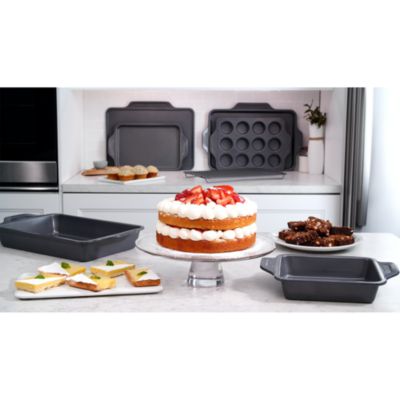 Pro Release Bakeware Collection
