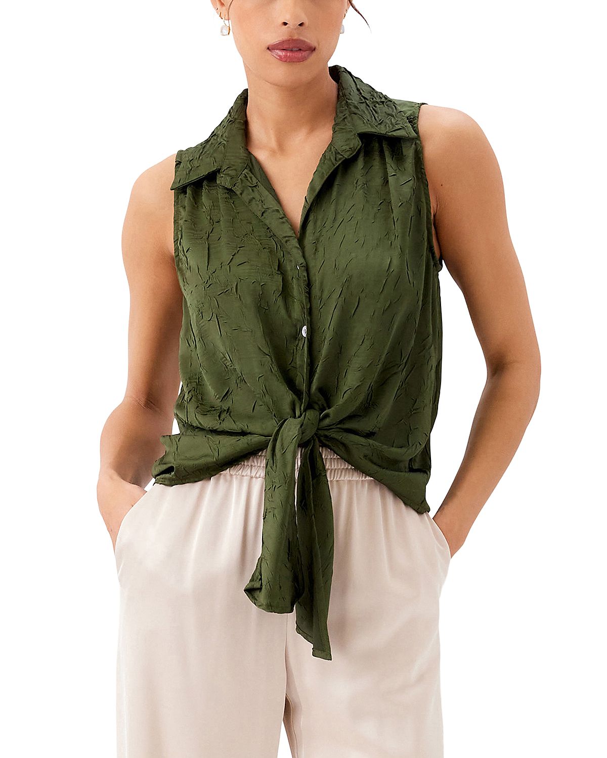 Karen Kane Sleeveless Tie Front Shirt