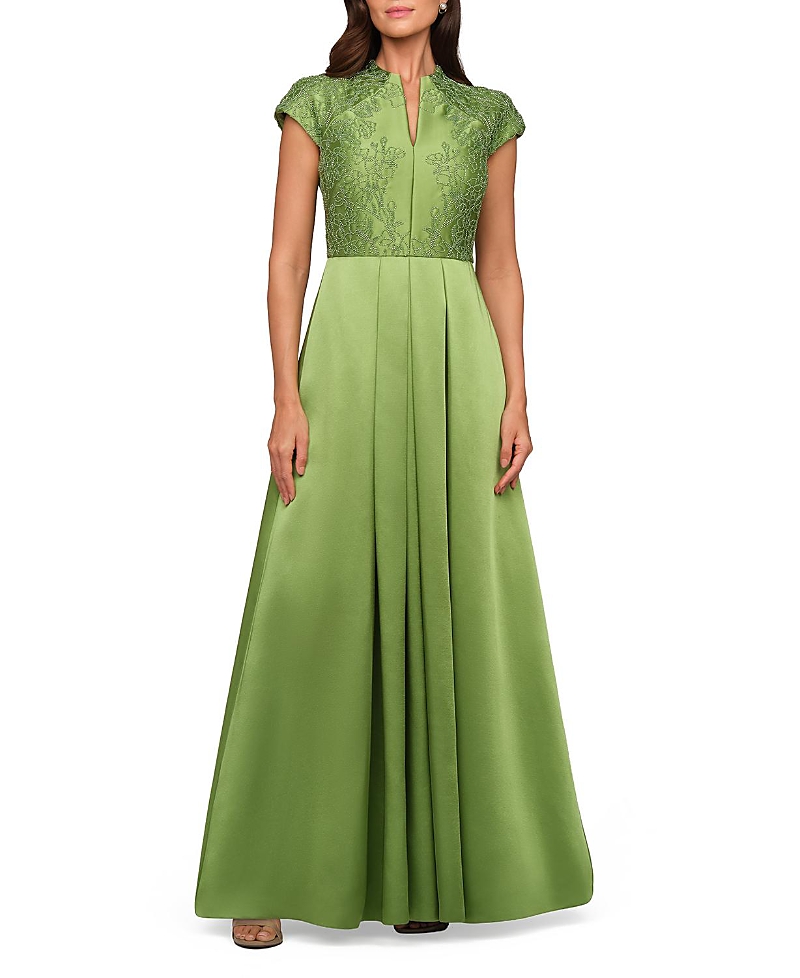 Kay Unger Wrenley Gown