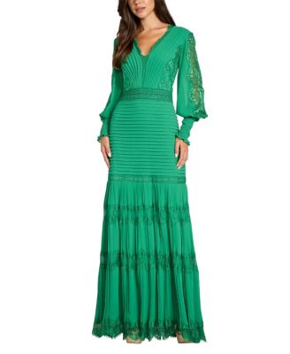  Nyssa Bishop Sleeve Gown