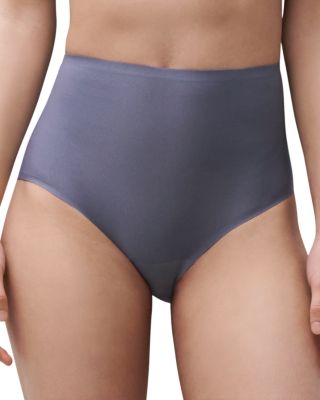 Soft Stretch One-Size Seamless Briefs
