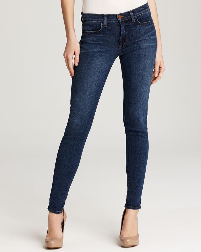 J Brand Jeans - 620 Super Skinny Jeans in Bluebell Wash