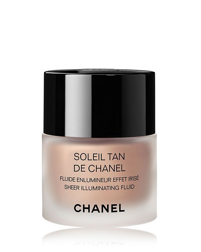 Soleil Tan de Chanel Sheer Illuminating Fluid Review - Beauty Bulletin -  Primers, Illuminators, Setting Sprays - Beauty Bulletin