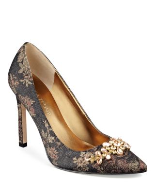 IVANKA TRUMP - Camara Jeweled Pointed Pumps