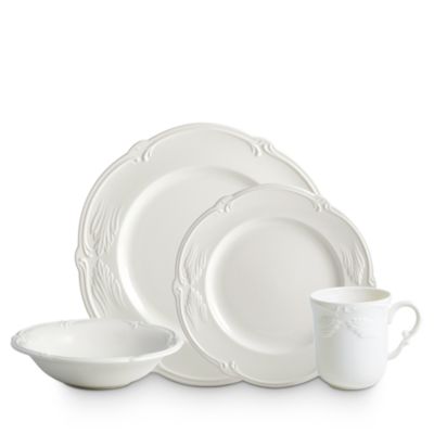 Gien France - Rocaille Dinnerware