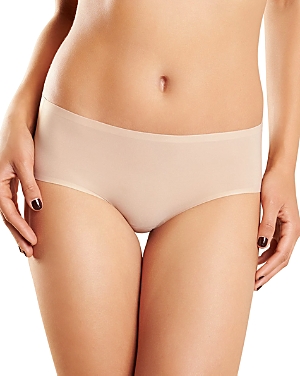 Chantelle Soft Stretch One-size Seamless Hipster In Ultra Nude