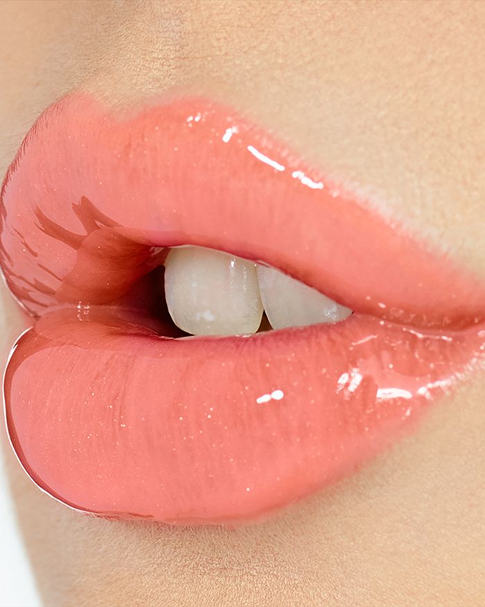 Shop Charlotte Tilbury Lip Lustre Luxe Color-lasting Lip Lacquer In Portobello Girl