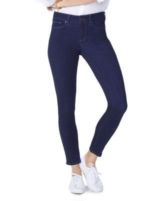 Ami Skinny Legging Jeans in Mabel