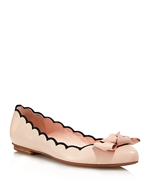KATE SPADE KATE SPADE NEW YORK WOMEN'S NANNETE SCALLOPED LEATHER POINTED TOE FLATS,S1160029