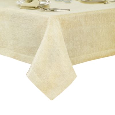 La Classica Metallic Table Linen Collection