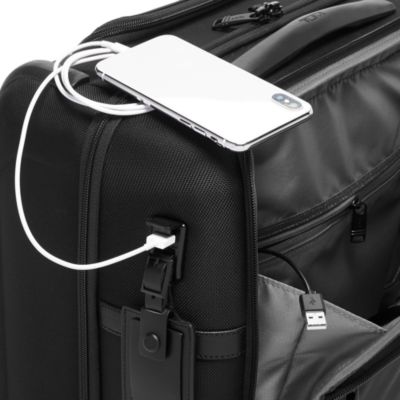 Alpha 3 Compact 4-Wheel Brief